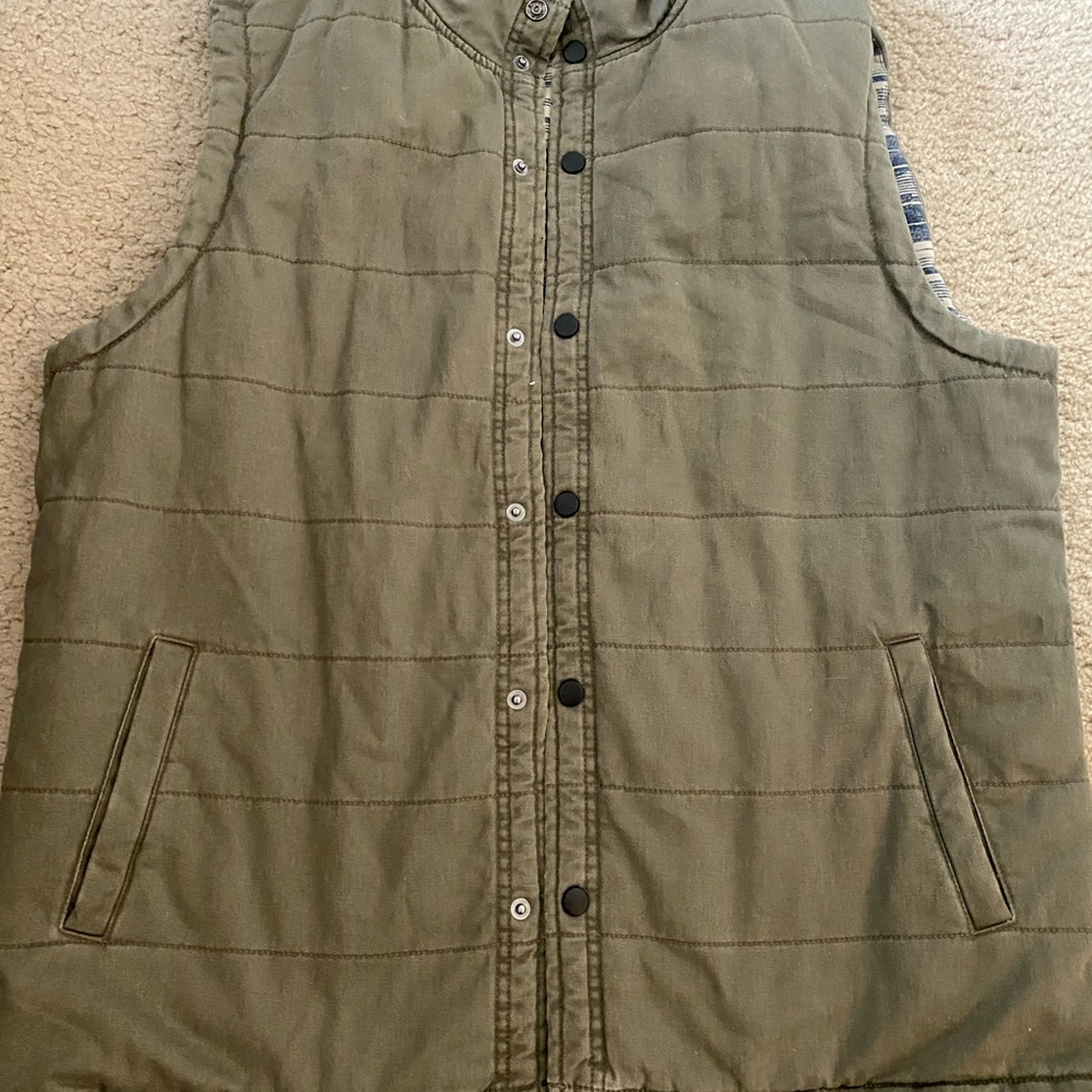 Men’s Union Quilted Vest - Picture 3 of 5